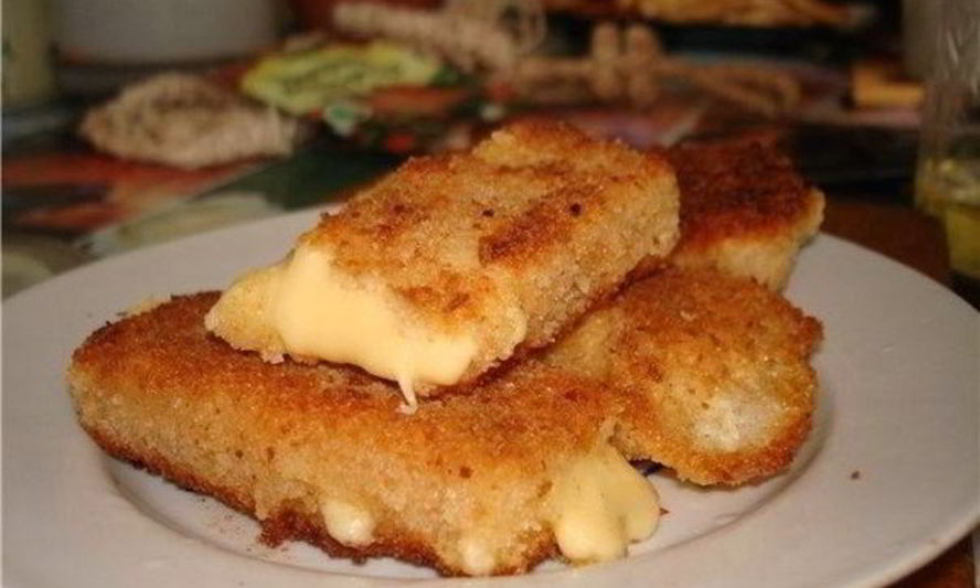 Рецепт жареного сыра по-чешски в панировке