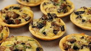 Грибной жульен в тарталетках