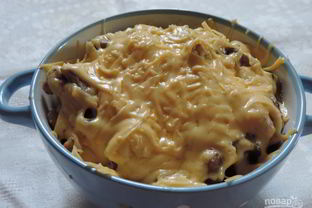 Жульен из свинины с грибами