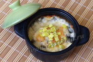 Жульен с грибами и курицей