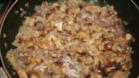 жульен со свининой и грибами