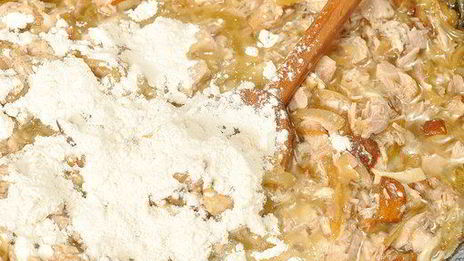 жюльен из курицы с грибами