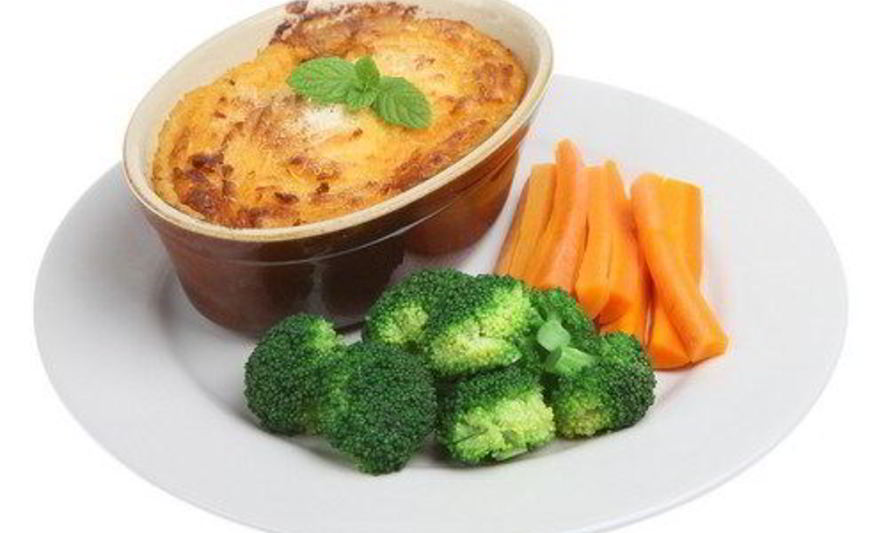 Рецепт жюльена с ветчиной, цветной капустой, брокколи и зеленым горошком